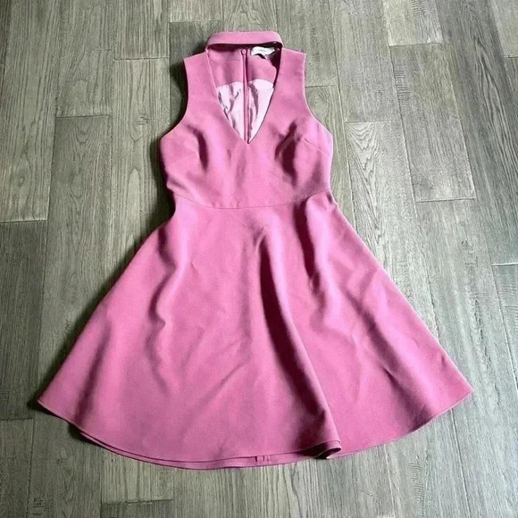 🔥Likely🔥 |Revolve Brand Dusty lavender Andora choker neck fit and flare dress - Picture 3 of 13